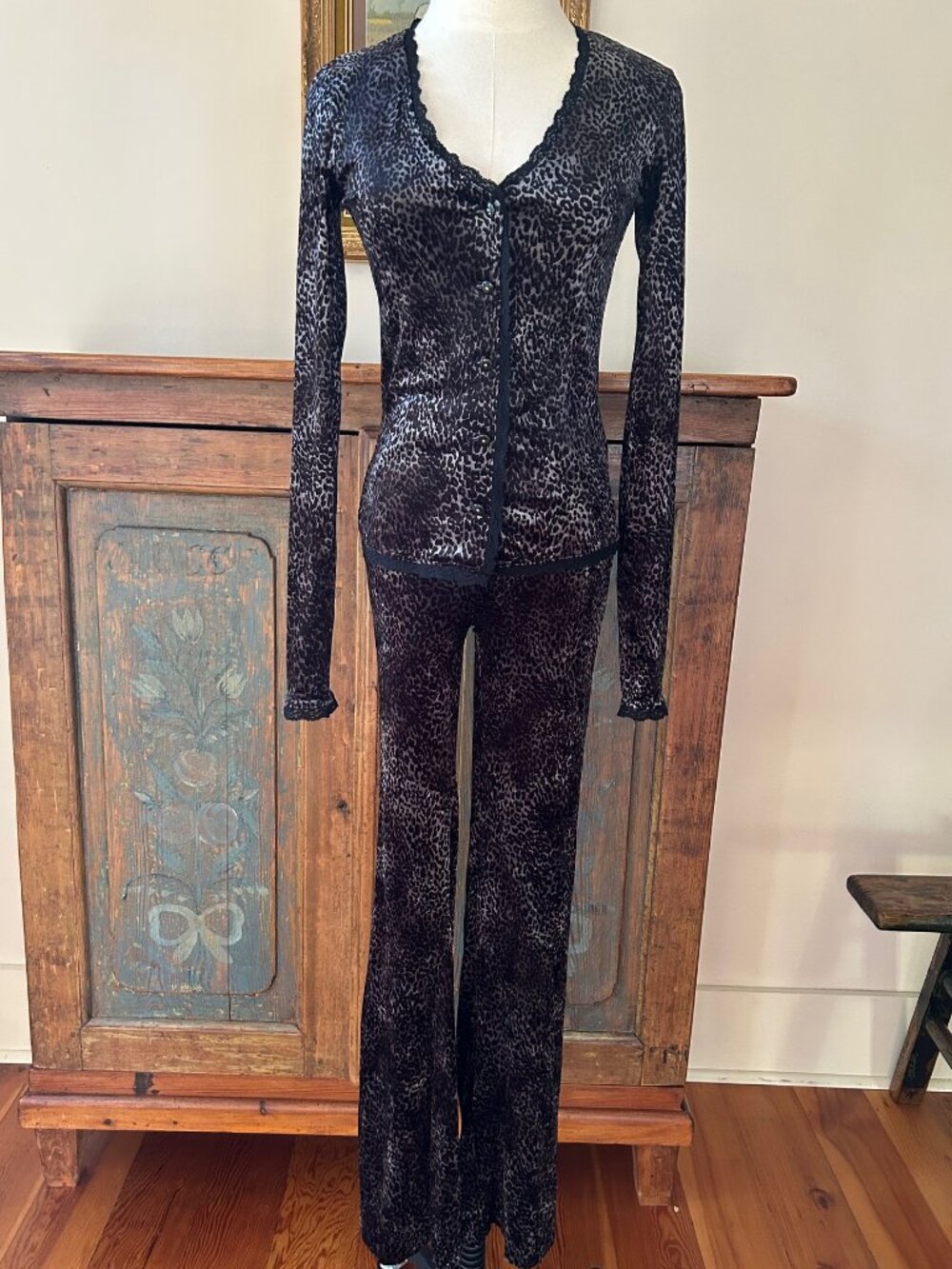 Vintage Betsey Johnson New York Stretch Velvet Leopard Print Cardigan/Pants Set